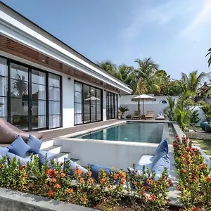 https://villa-jing-jang-ungasan.ubudhotelsnow.com